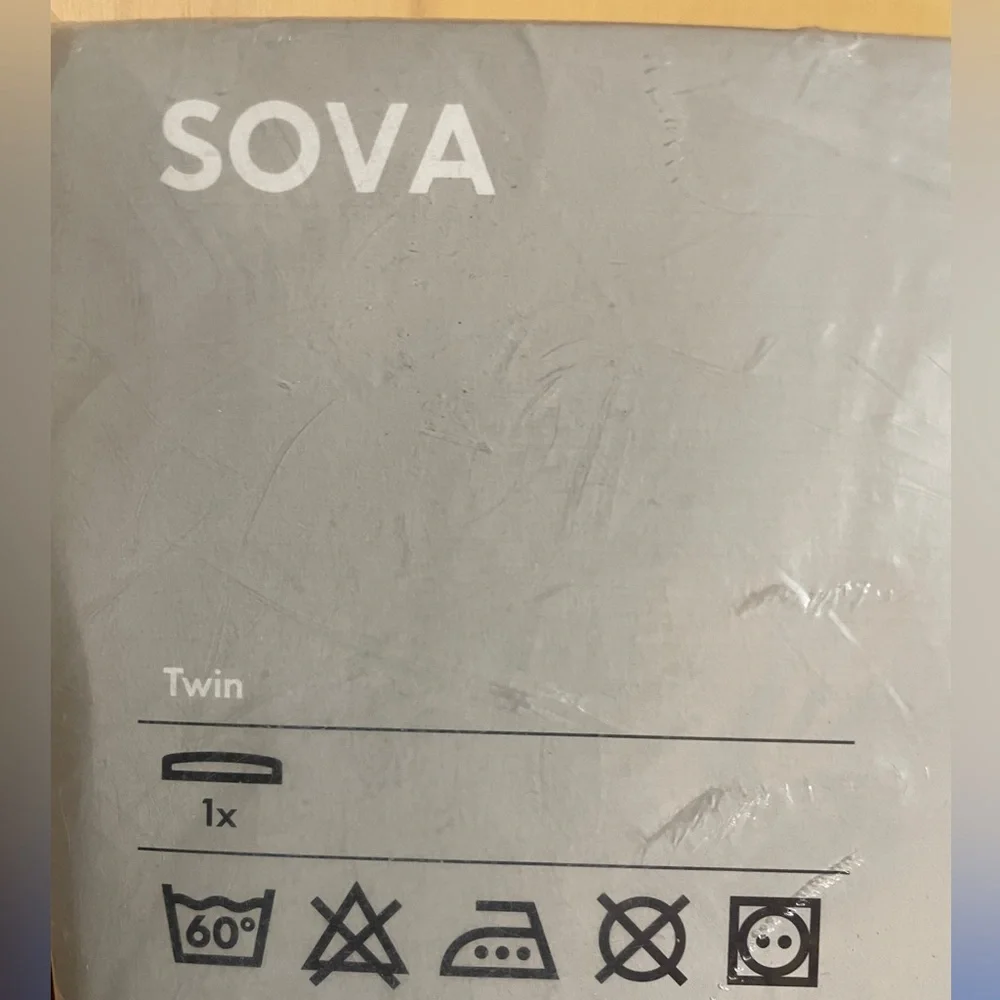 IKEA Sova Red Cotton Twin Fitted Sheet - Solid color